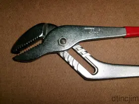 G272 Wilde Witco 12-3/4 Inch Pipe Wrench Pliers Made In Usa