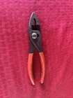 Snap Tools 8" Red Talon Soft Grip Slip-joint Pliers With Cutters 137 Cp Used. Price: $59.99.
