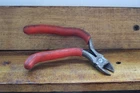 Snap-on Tools Usa Red 6" Soft Pistol Grip Diagonal Cutter 86EP Used. Price: $79.99.