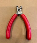 Snap-on Tools Red Soft Grip P-series Precision End Cutting Pliers P86145A Used. Price: $65.00.