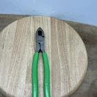 Snap-on Tools 9" Green Soft Grip Hd Combination Lineman's Pliers 59CF Usa(v) Used. Price: $65.00.