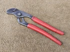 Snap-on 91ACP Groove Joint Adjustable Interlocking Channel Pliers Used. Price: $33.49.