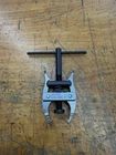 Snap-on CJ92 Battery Terminal Puller. Used. Price: $44.99.