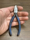 Klein Tools Usa D209-5C Blue Grip Spring-loaded 5" Diagonal Cutters Pliers Used. Price: $15.00.