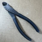 Craftsman Usa Wf 45075 Diagonal Cut 6.25" Cushion Grip Pliers Black Vintage Used. Price: $15.50.
