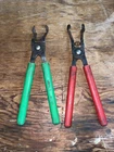 Matco SP6 And SP7GR Grabber Angled Spark Plug Boot Pullers Made In Usa Set Of 2 Used. Price: $64.99.