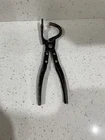 Matco Tools Usa EHR383 Exhaust Removal Pliers - Hanger Separators Used. Price: $45.00.